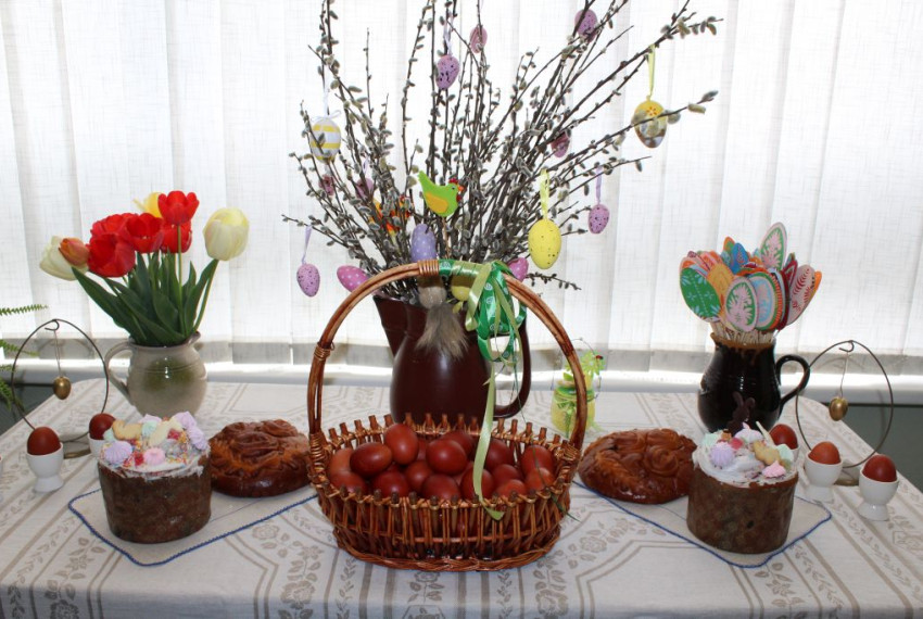 Ielu dziedātāji iepazīstināja ar baltkrievu Lieldienu tradīcijām